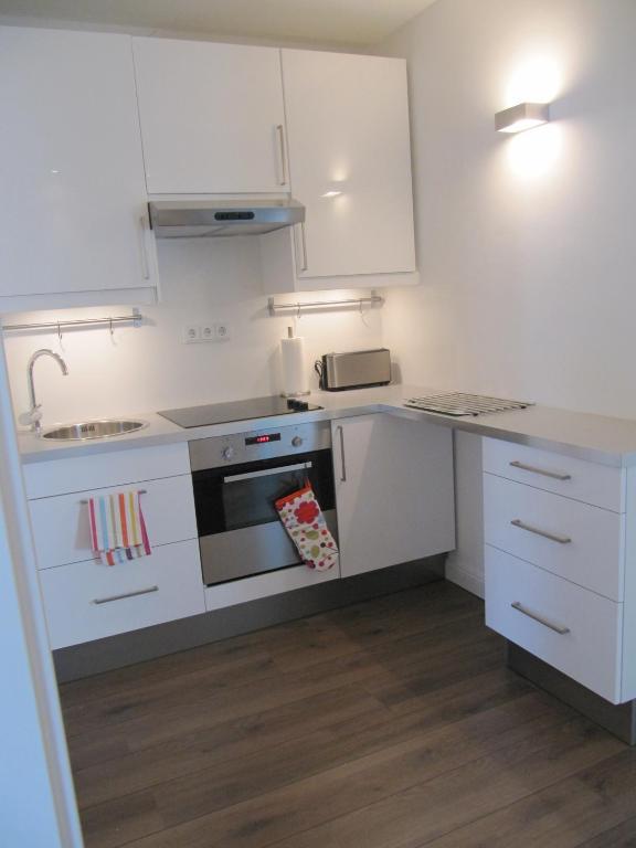 Apartment In Pempelfort - Central Düsseldorf Szoba fotó